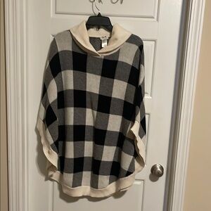 Talbots Black and White Sleeveless Boxy Top